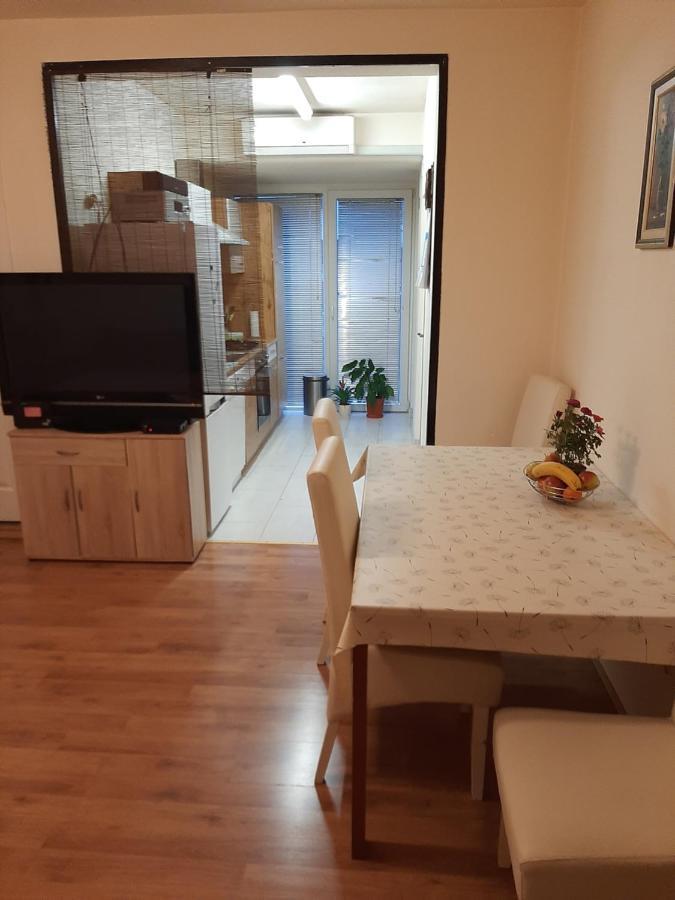 Apartment Mia روفينج المظهر الخارجي الصورة